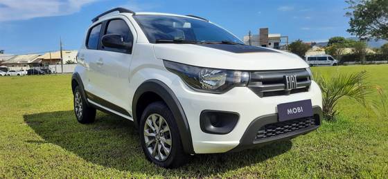 FIAT MOBI 1.0 EVO FLEX TREKKING MANUAL FIAT MOBI 1.0 EVO FLEX TREKKING MANUAL
